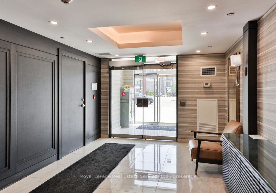 125-shoreview-place-hamilton-ontario-x12192141