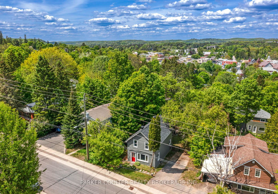 18-florence-street-e-huntsville-ontario-x12192523