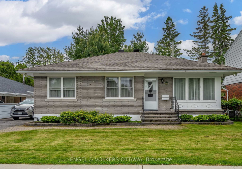 888-chapman-boulevard-ottawa-ontario-x12192584