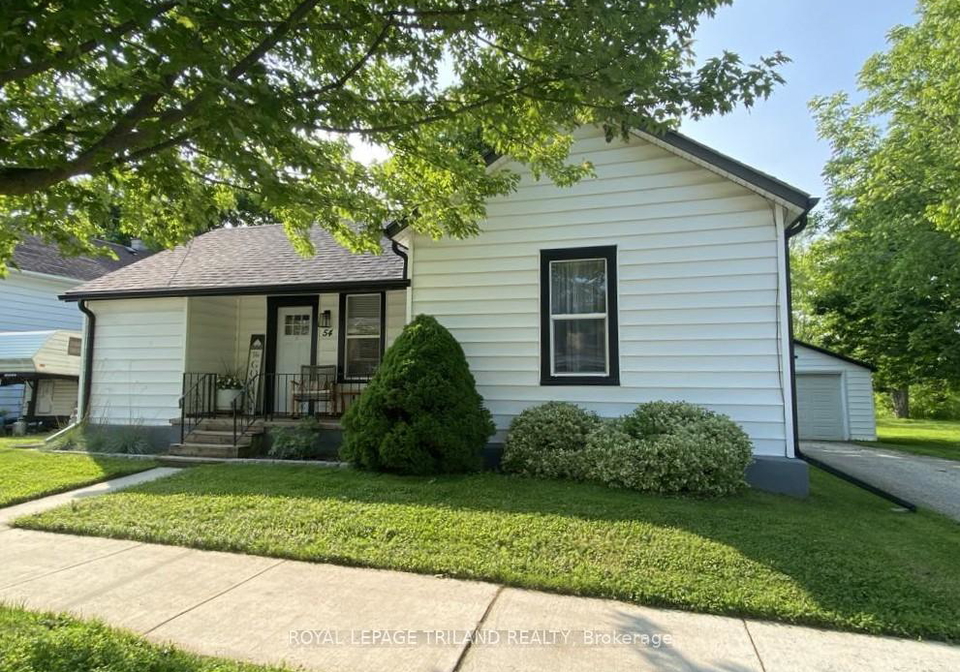 54-broadway-street-lambton-shores-ontario-x12192618