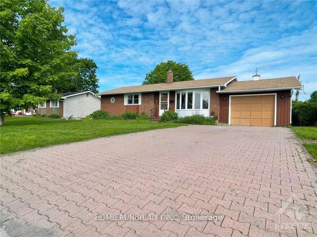27-oakview-avenue-ottawa-ontario-x12192767