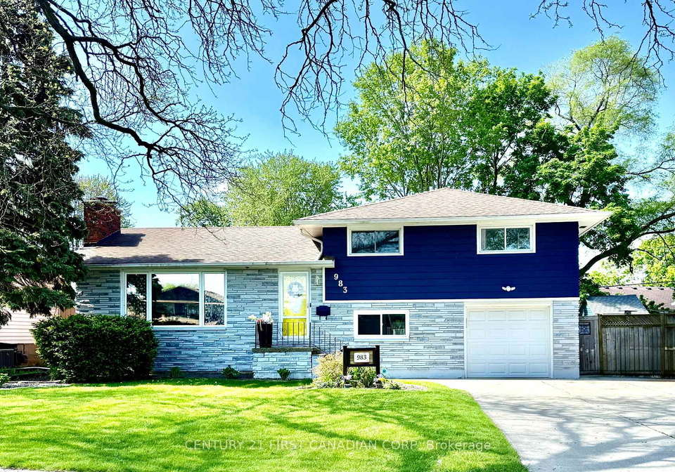 983-devine-street-sarnia-ontario-x12192890