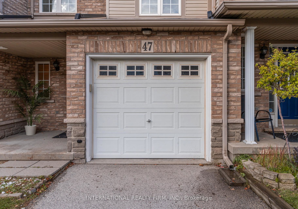 7-southside-place-hamilton-ontario-x12192959