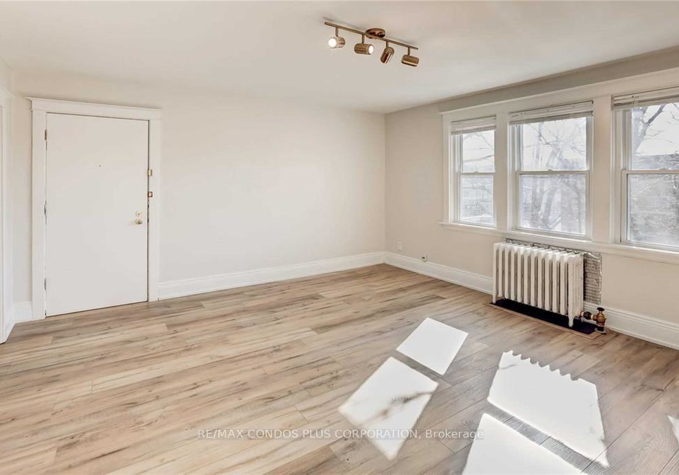 4-north-oval-street-hamilton-ontario-x12192982