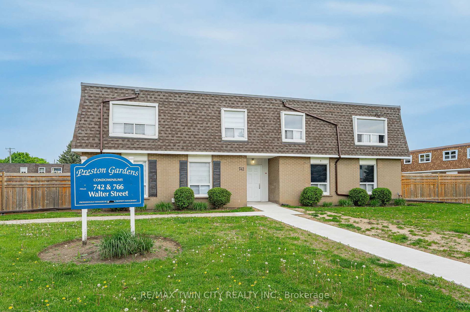 742-walter-street-cambridge-ontario-x12193017