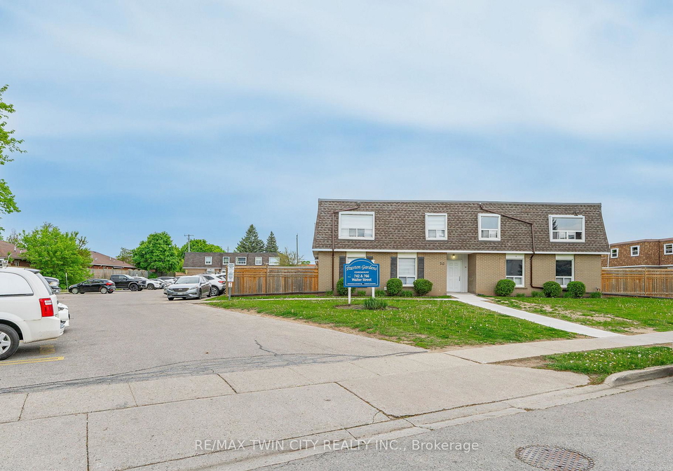 742-walter-street-cambridge-ontario-x12193017