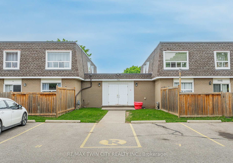 742-walter-street-cambridge-ontario-x12193017