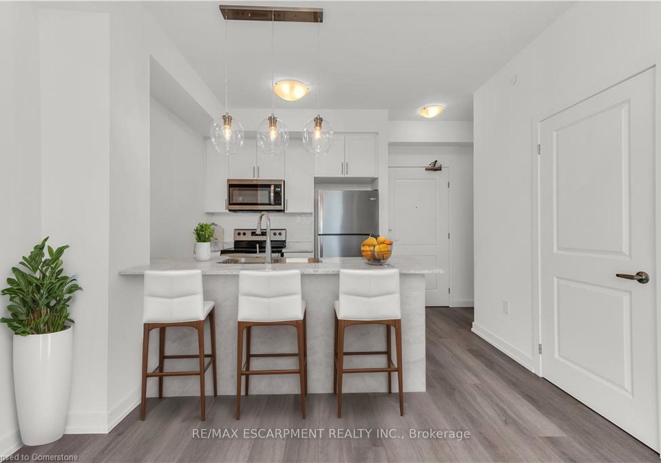 460-dundas-street-hamilton-ontario-x12193156