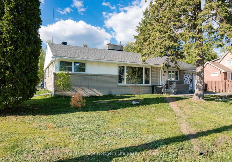 692-lavery-street-north-bay-ontario-x12193238