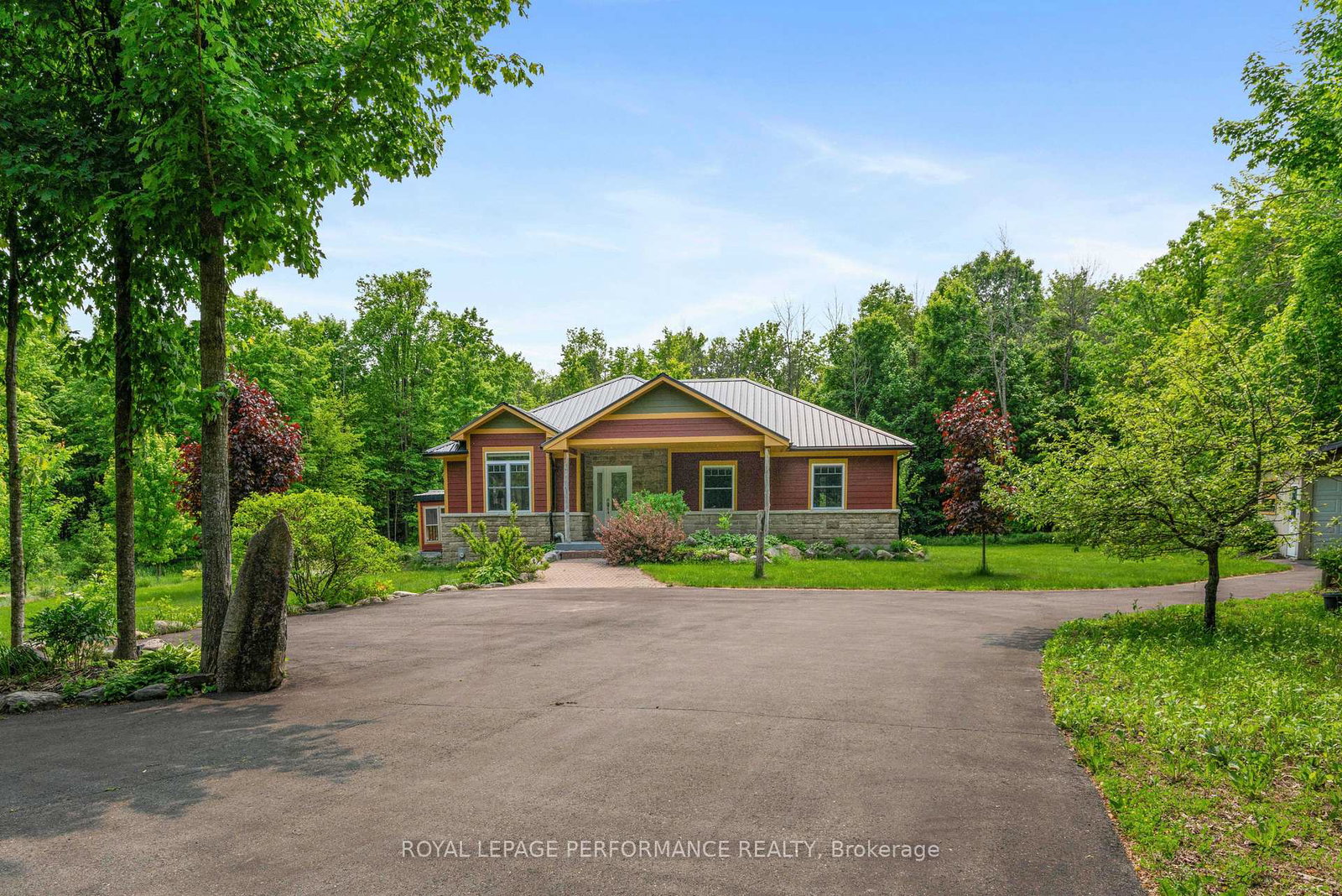 18780-beaverbrook-road-south-glengarry-ontario-x12193981