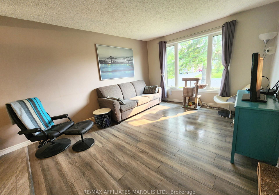 25-piercy-street-south-stormont-ontario-x12193994