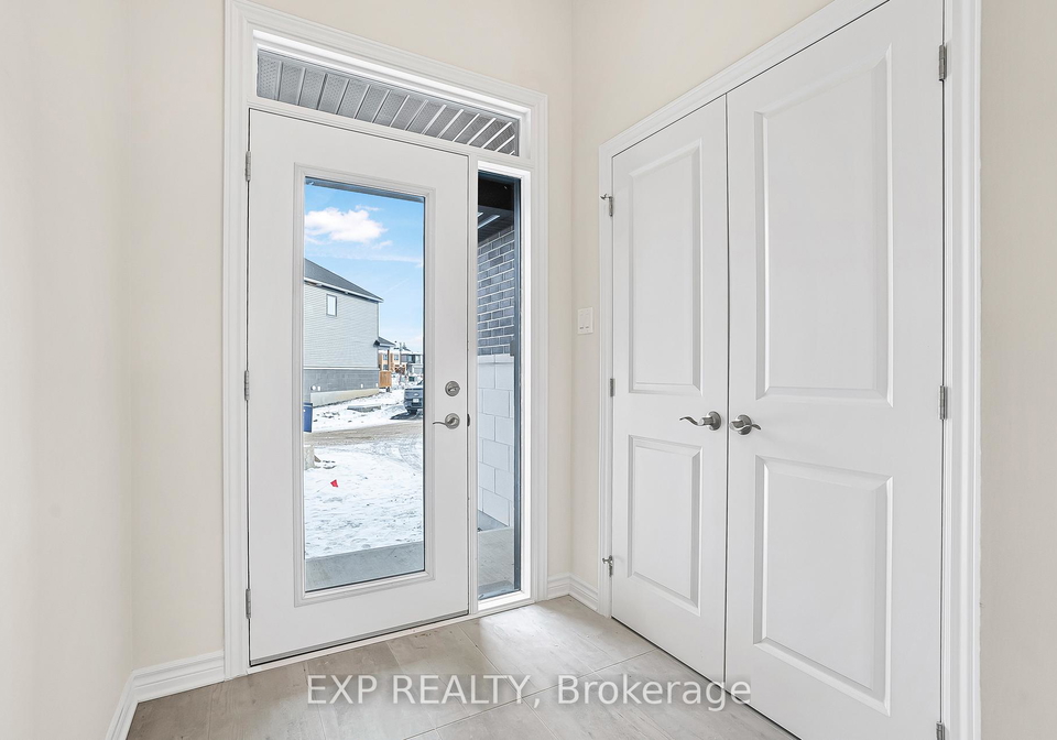 413-clubtail-private-ottawa-ontario-x12194024