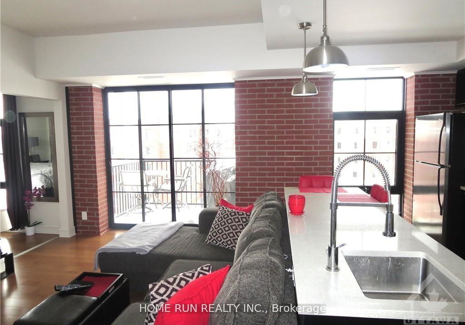 555-anand-private-ottawa-ontario-x12194075