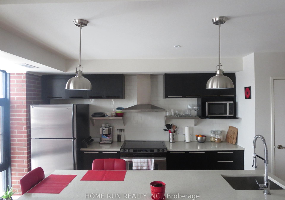 555-anand-private-ottawa-ontario-x12194075