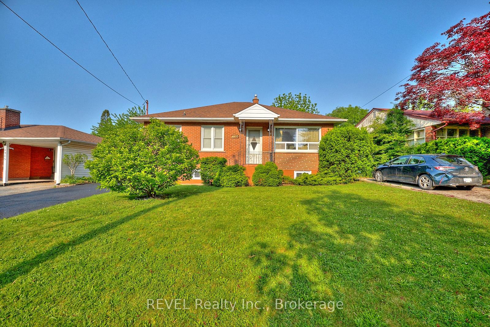 4935-portage-road-niagara-falls-ontario-x12194223