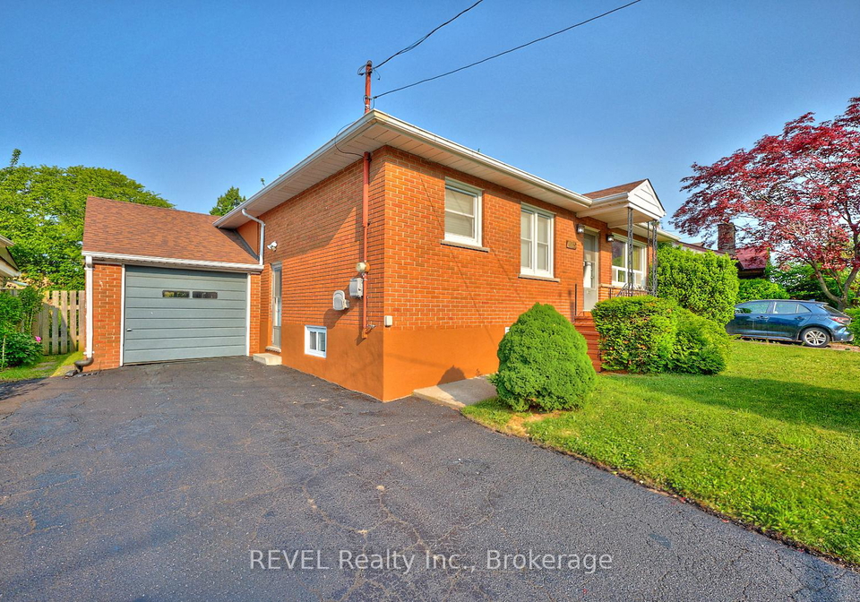 4935-portage-road-niagara-falls-ontario-x12194223