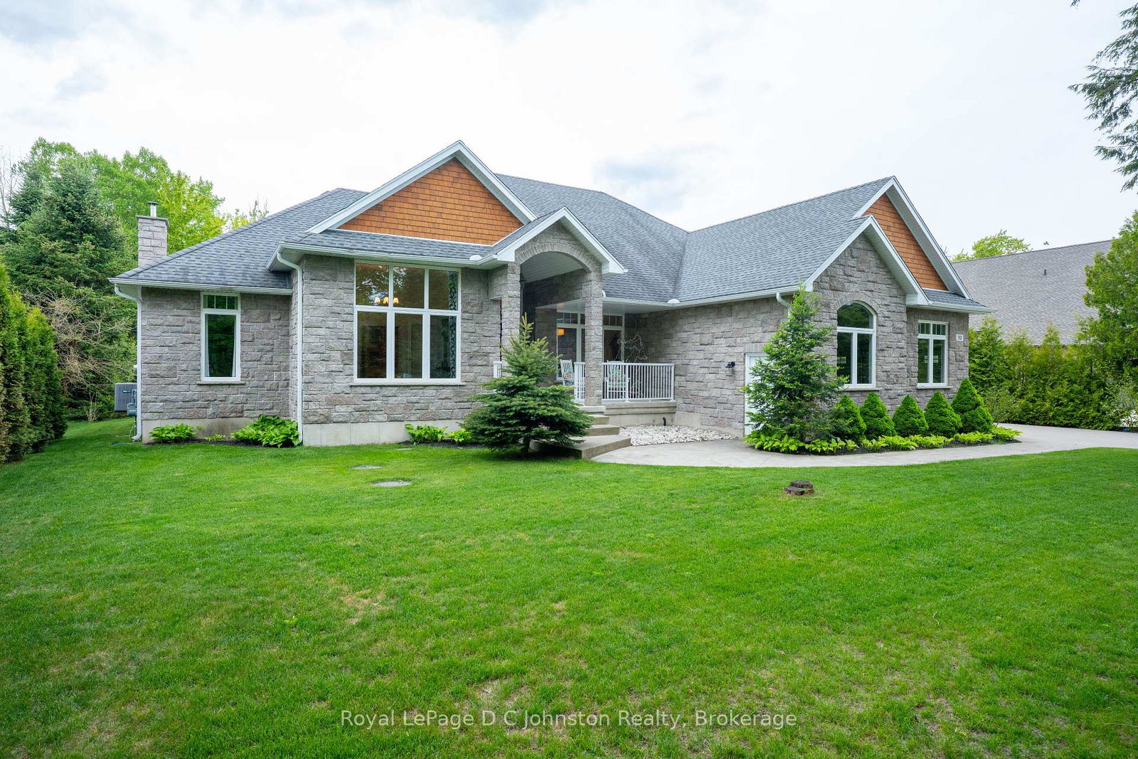 32-pegasus-trails-saugeen-shores-ontario-x12194316