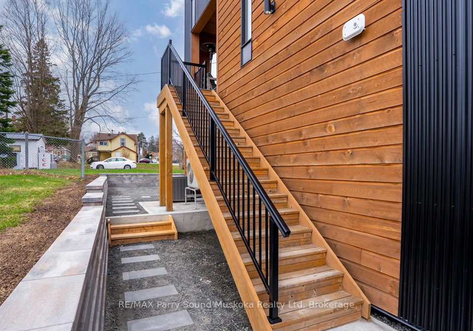 98-james-street-parry-sound-ontario-x12194334