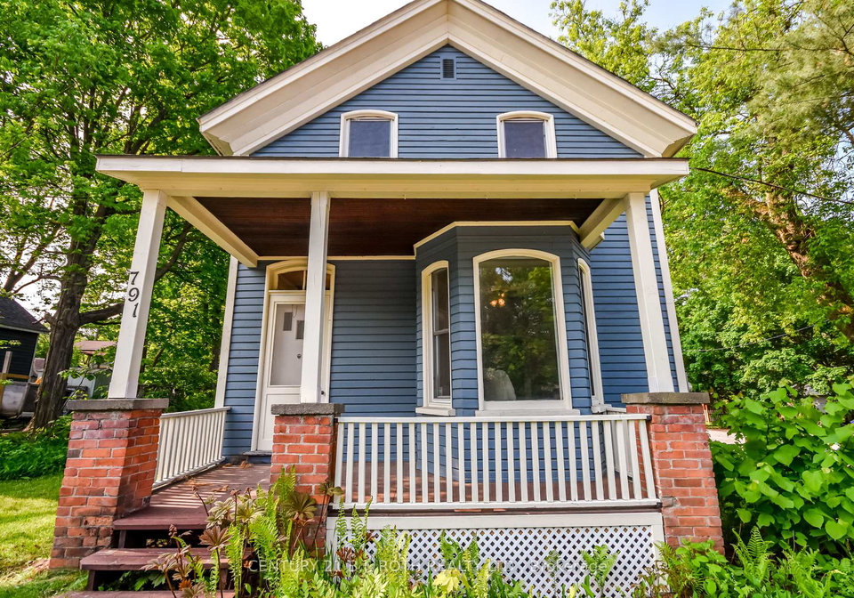791-bay-street-gravenhurst-ontario-x12194338