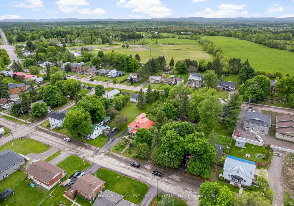 156-wellington-street-nw-bonnechere-valley-ontario-x12194344