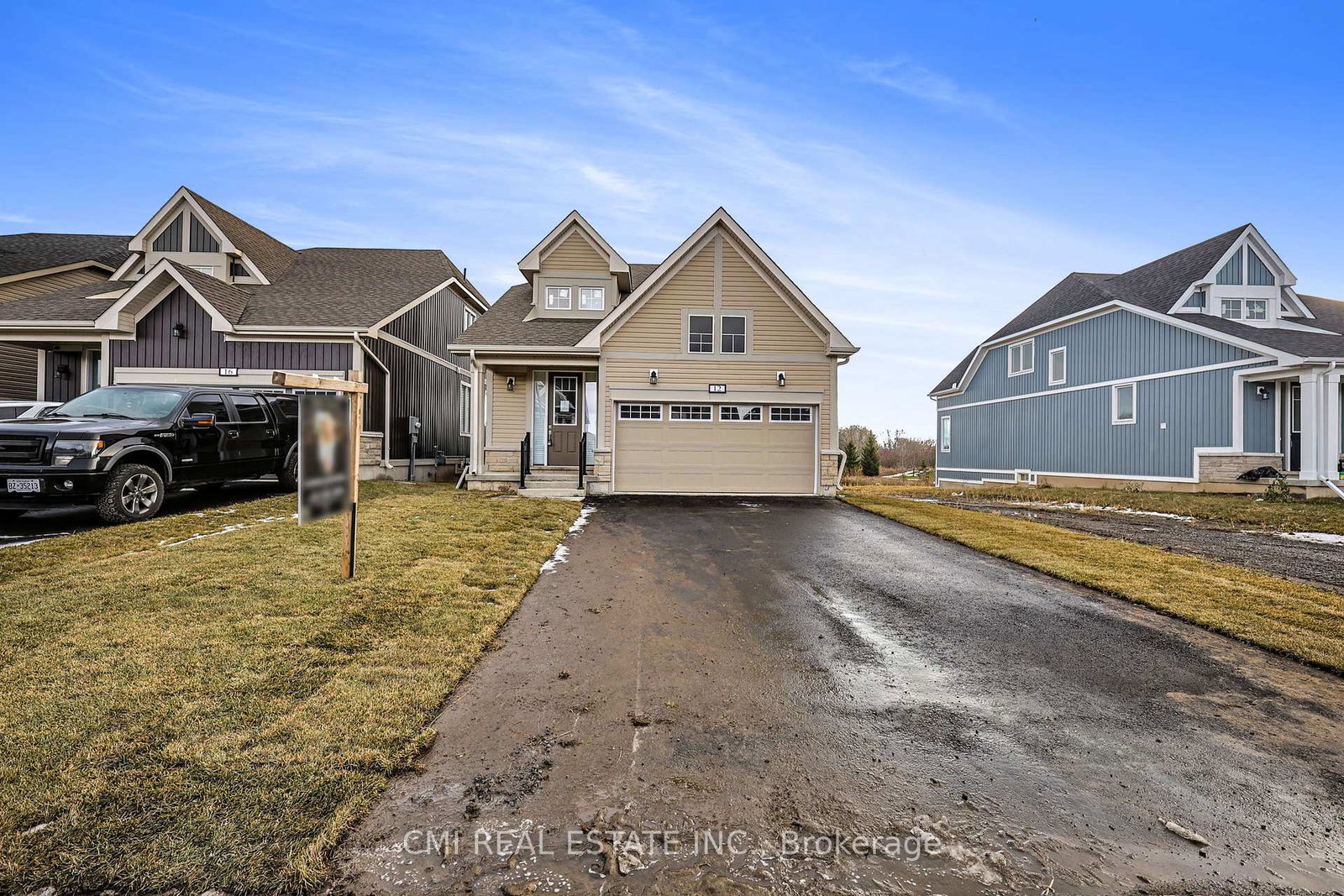 12-oakmont-drive-loyalist-ontario-x12194351