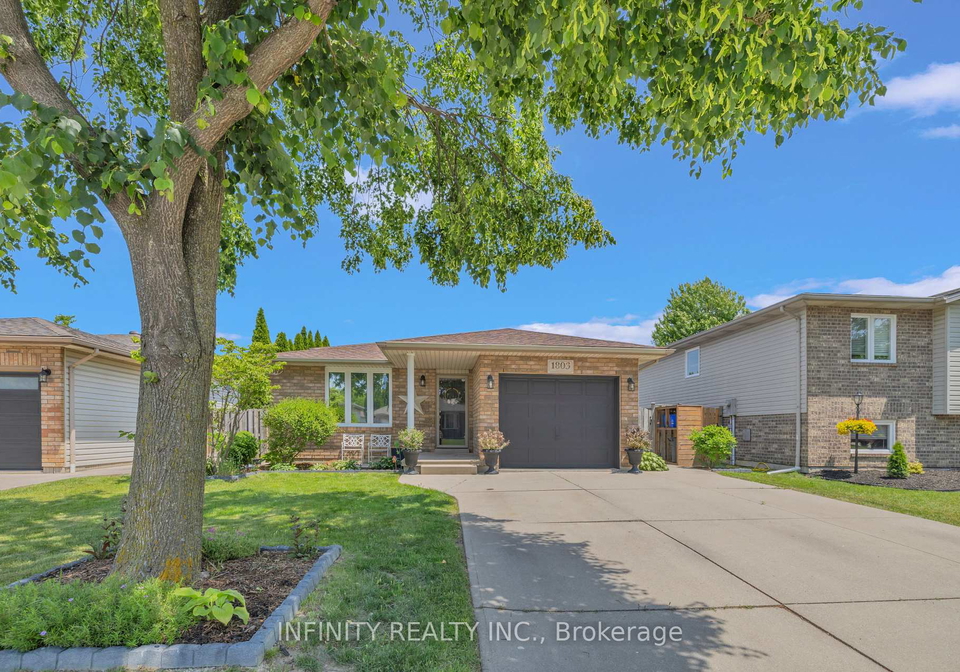 1803-vicky-circle-windsor-ontario-x12194368