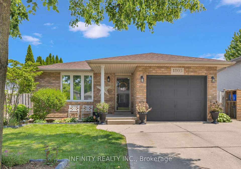 1803-vicky-circle-windsor-ontario-x12194368