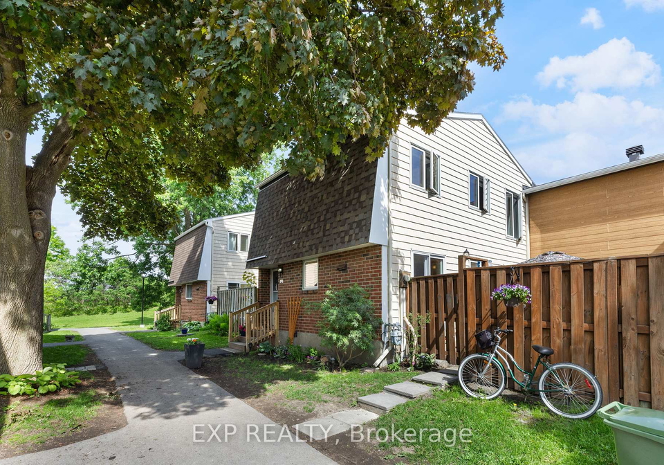 215-petrie-lane-kanata-ontario-x12194393