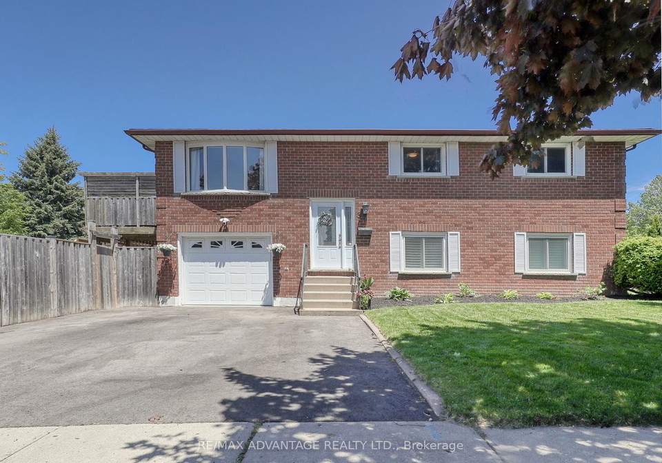 38-claycroft-crescent-kitchener-ontario-x12194432