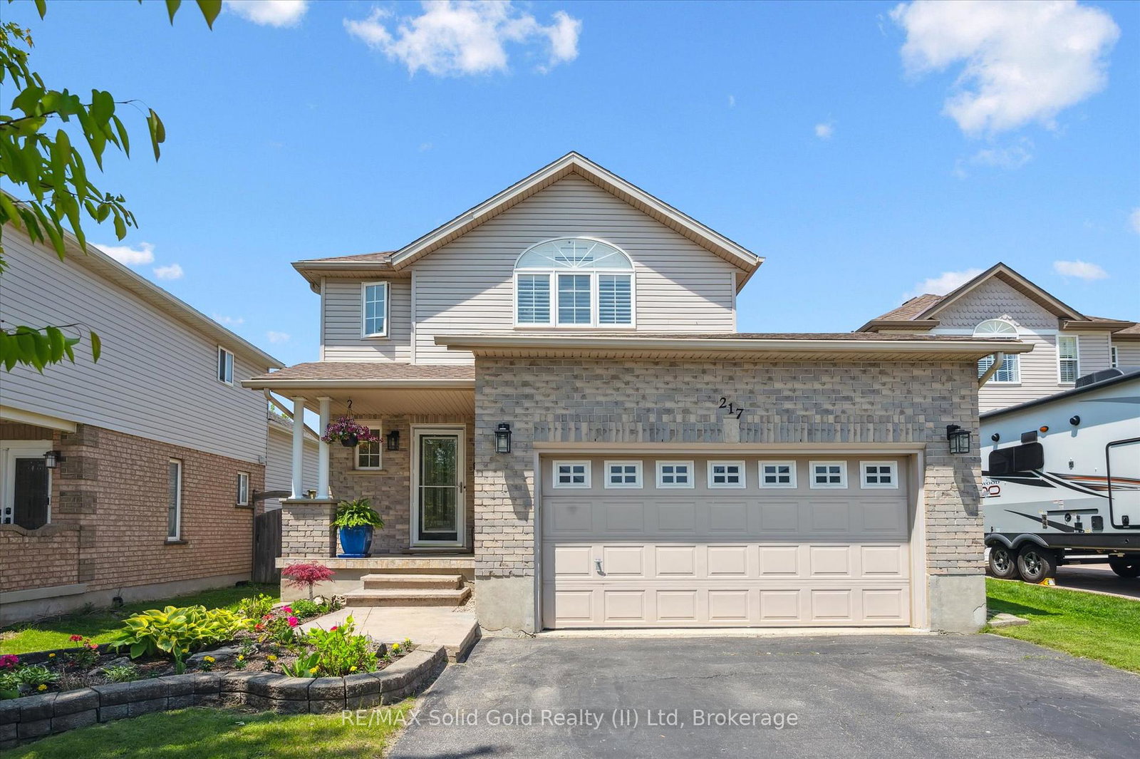 217-laurel-springs-court-kitchener-ontario-x12194535