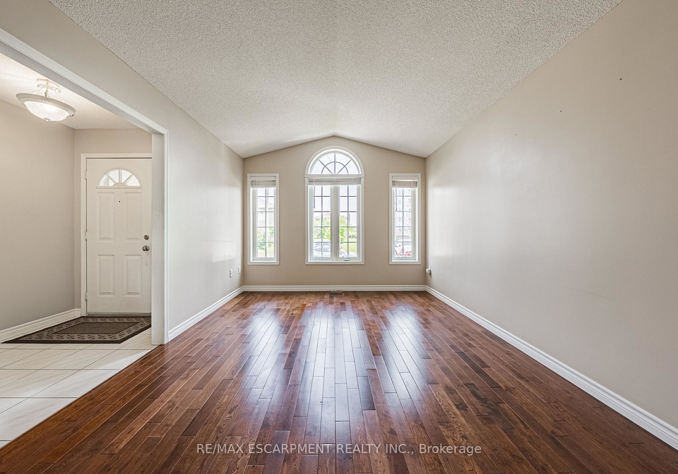 134-fieldway-drive-hamilton-ontario-x12194625