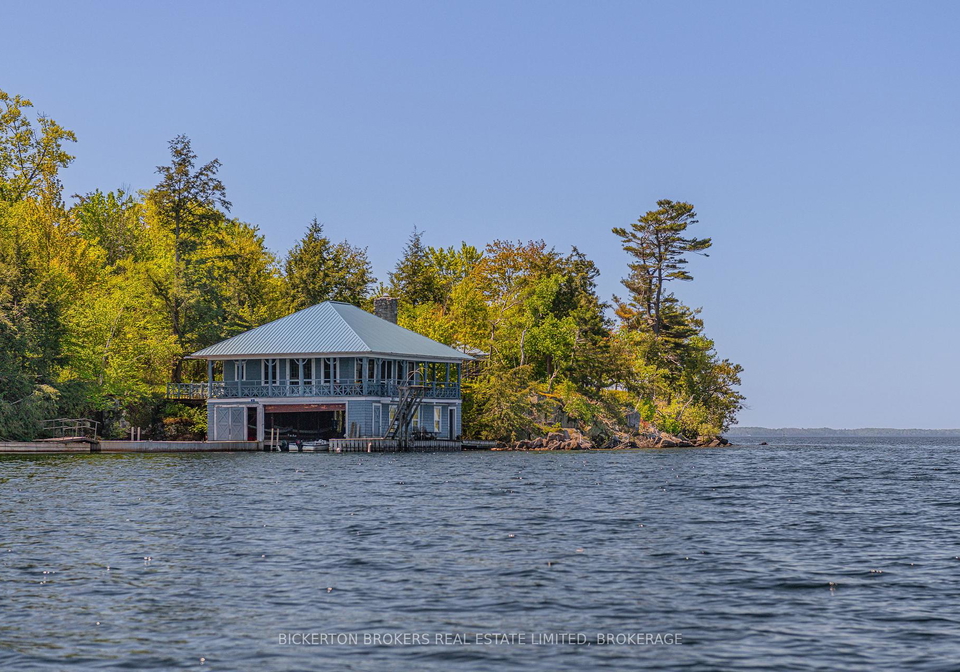 16-hay-island-frontenac-islands-ontario-x12194638