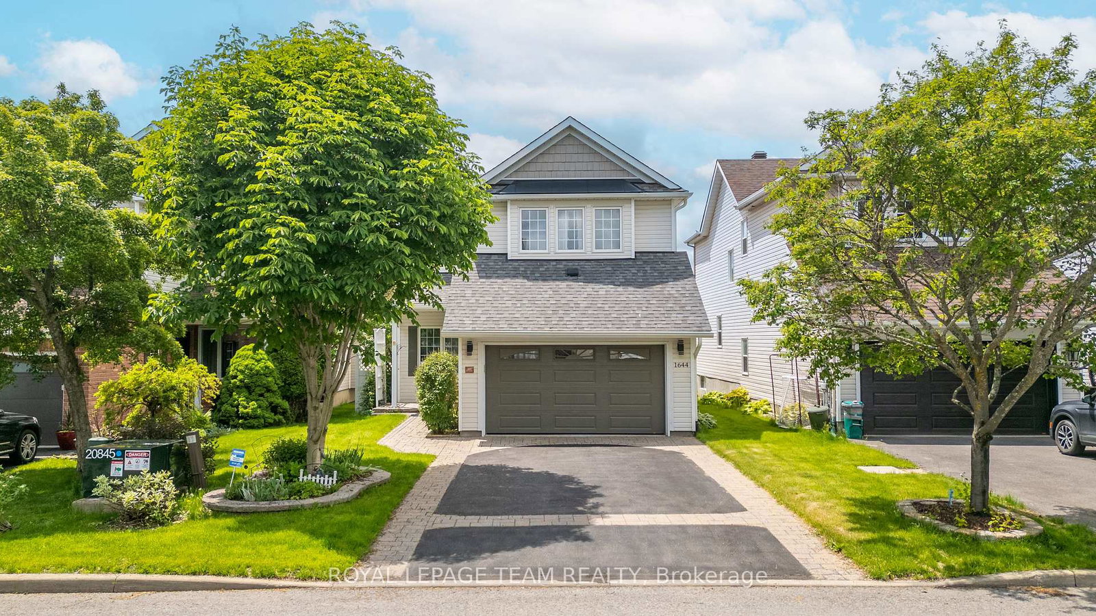 1644-agatha-street-ottawa-ontario-x12194697