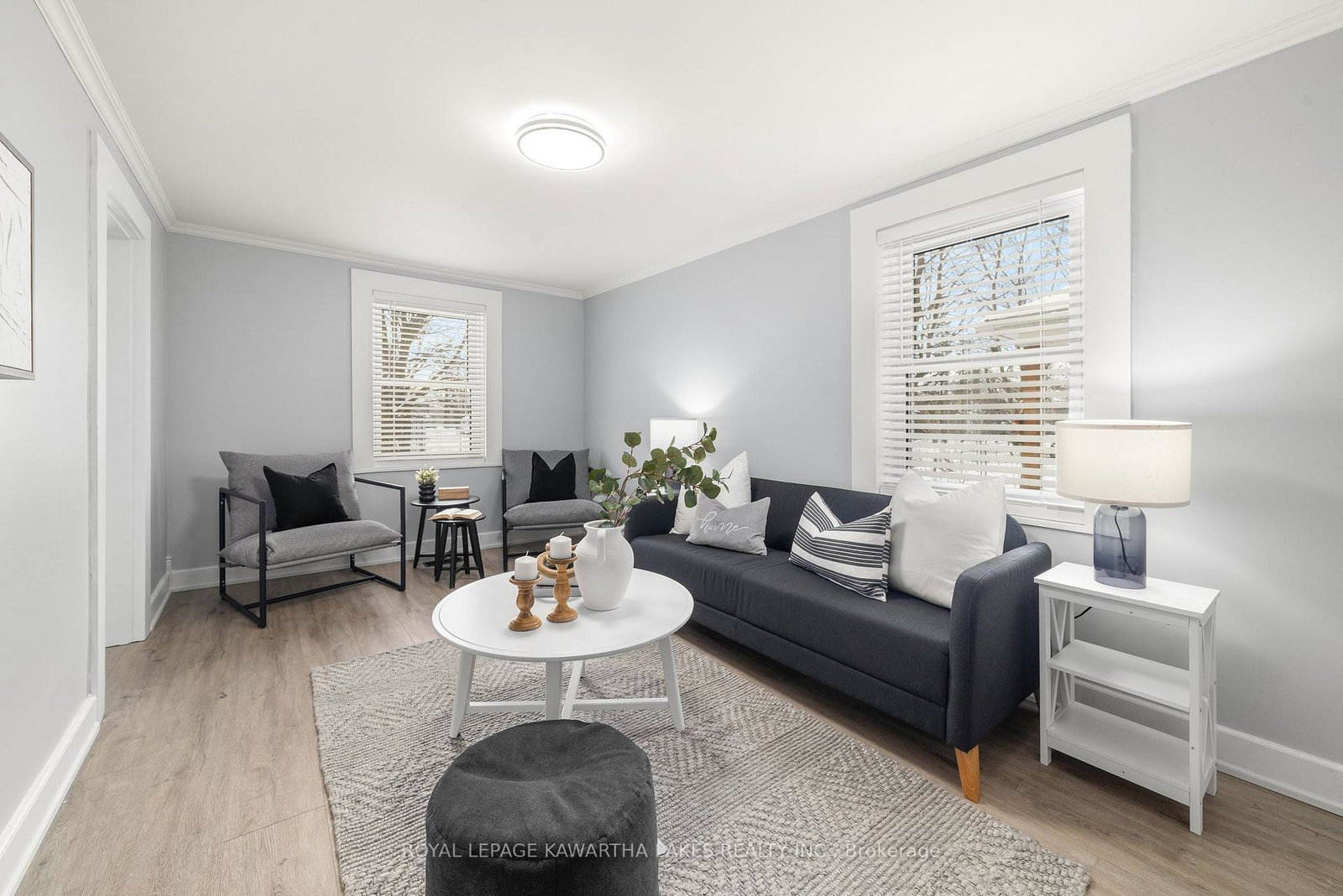 18-bond-street-w-kawartha-lakes-ontario-x12194712