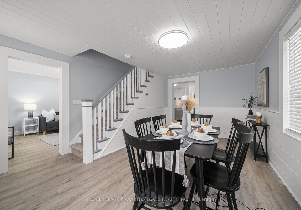 18-bond-street-w-kawartha-lakes-ontario-x12194712