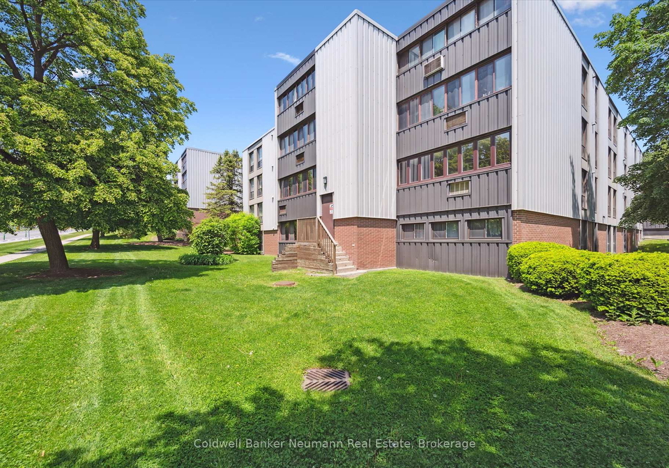 7-ajax-street-guelph-ontario-x12194951