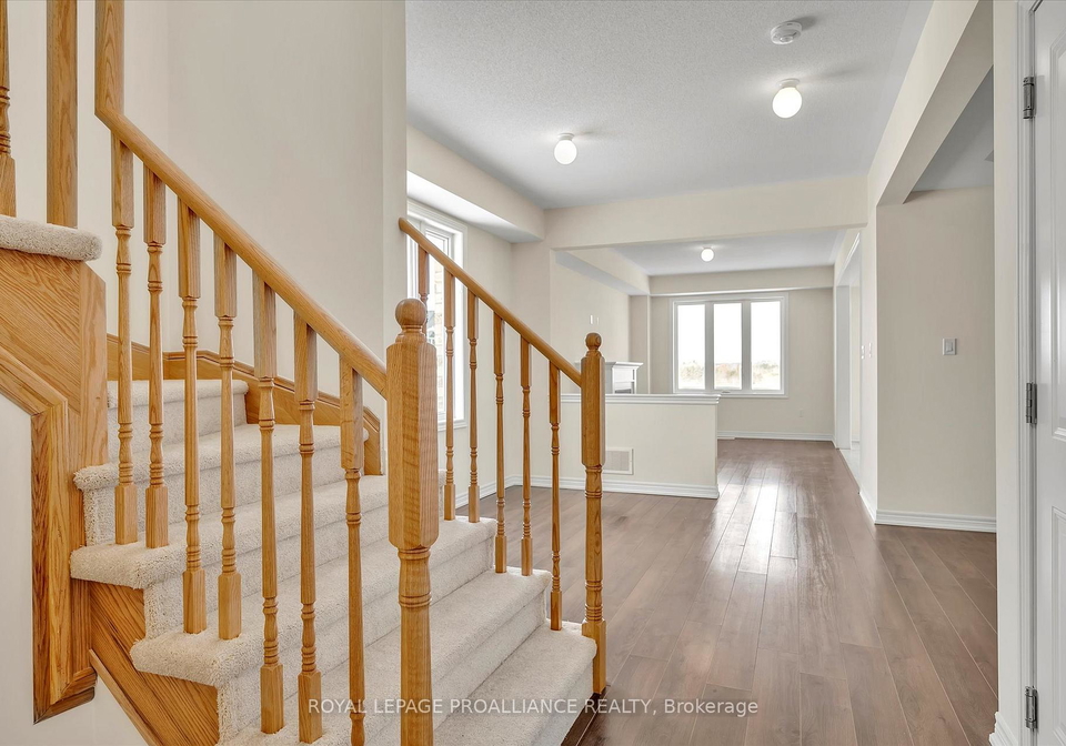 902-bamford-terrace-peterborough-north-ontario-x12195307