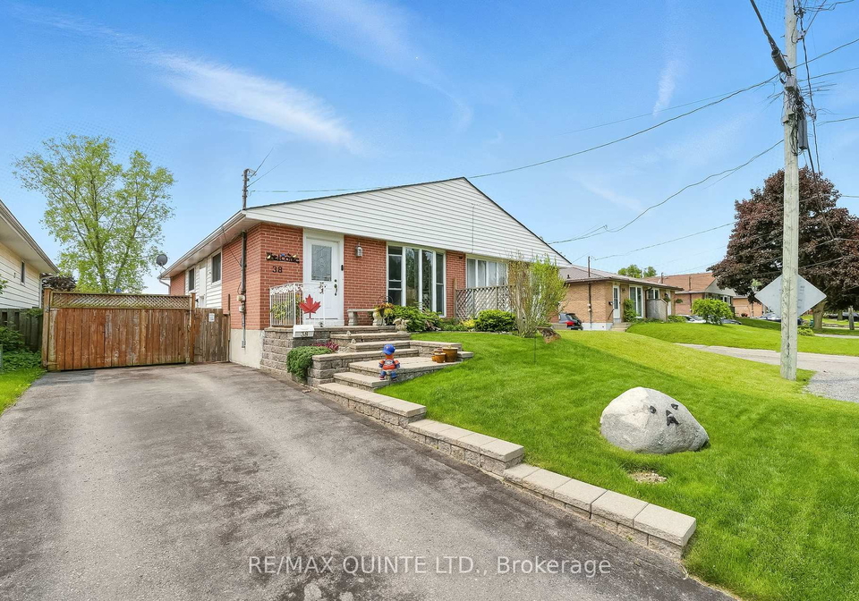 38-bocage-street-quinte-west-ontario-x12195353