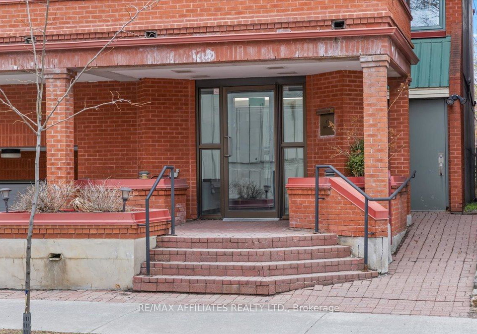 45-argyle-avenue-ottawa-ontario-x12195408