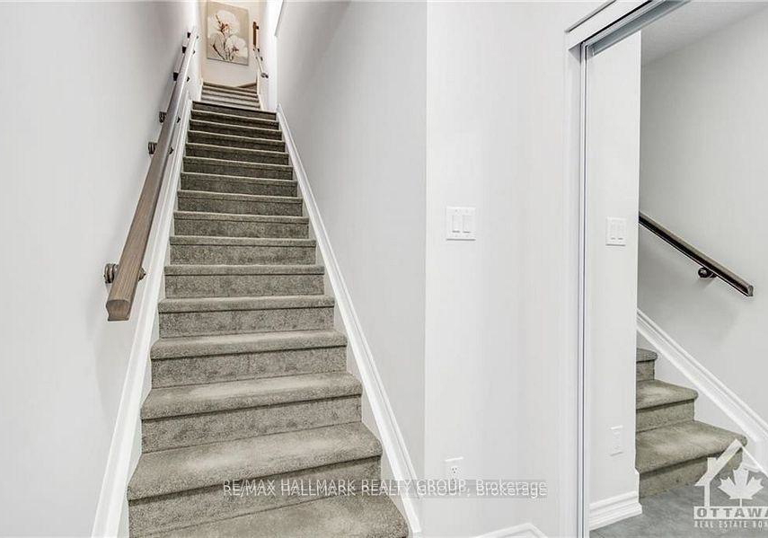298-zenith-private-ottawa-ontario-x12195471