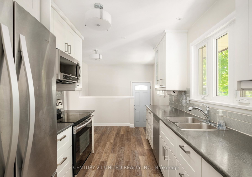 85-earlwood-drive-peterborough-west-ontario-x12195508