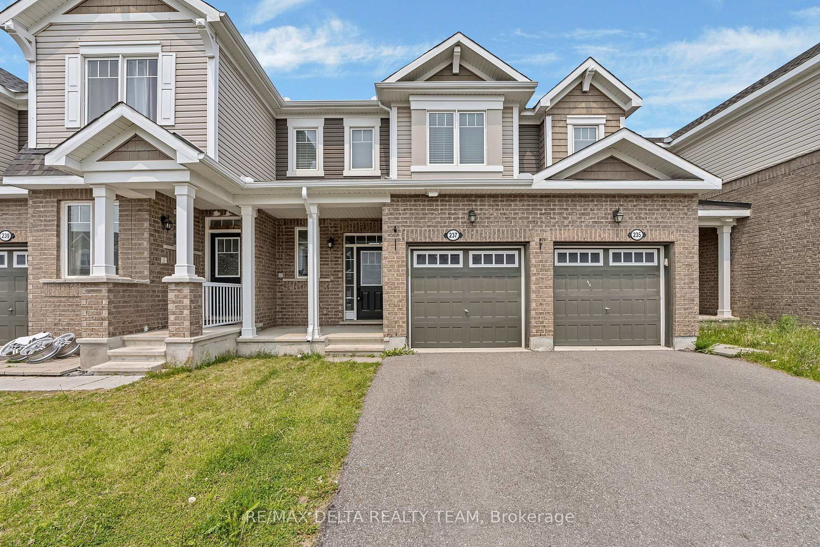 237-willow-aster-circle-ottawa-ontario-x12195875