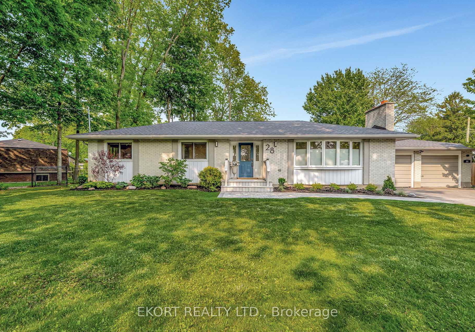 28-fenwood-crescent-prince-edward-county-ontario-x12196103