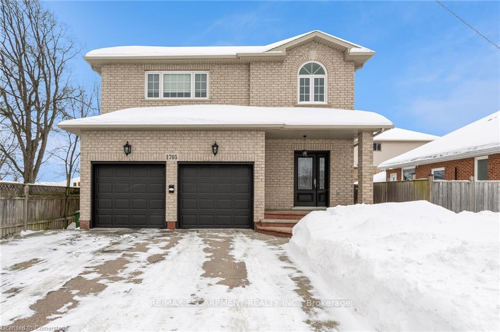 1705-upper-wellington-street-hamilton-ontario-x12196156