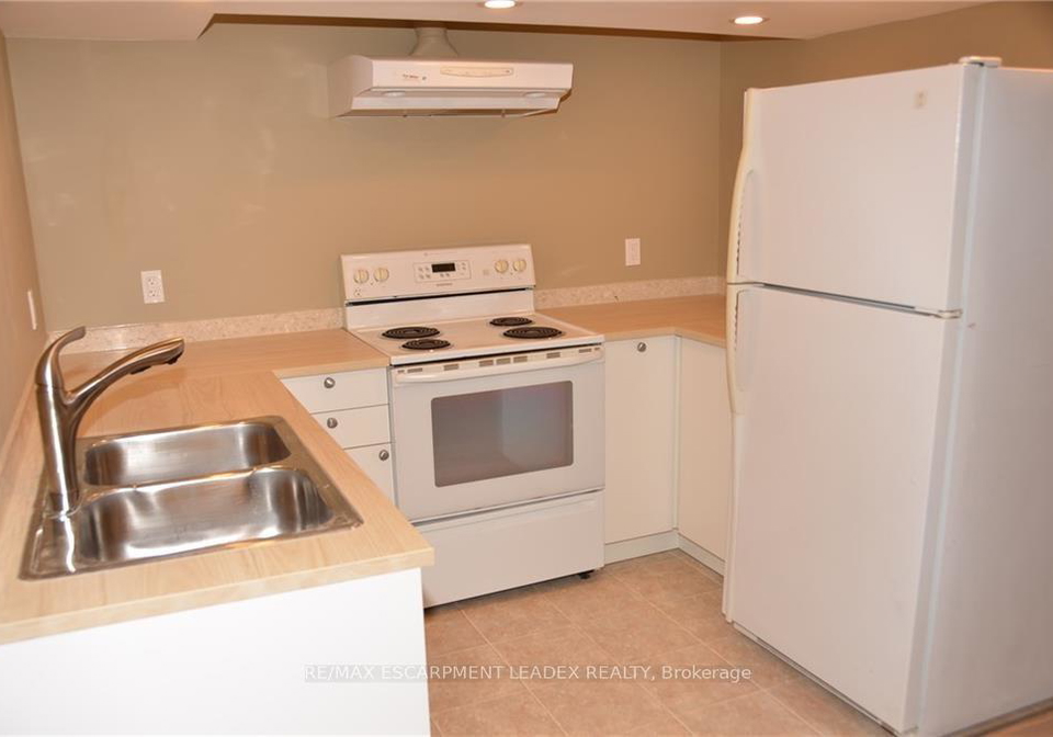 131-council-crescent-hamilton-ontario-x12196319