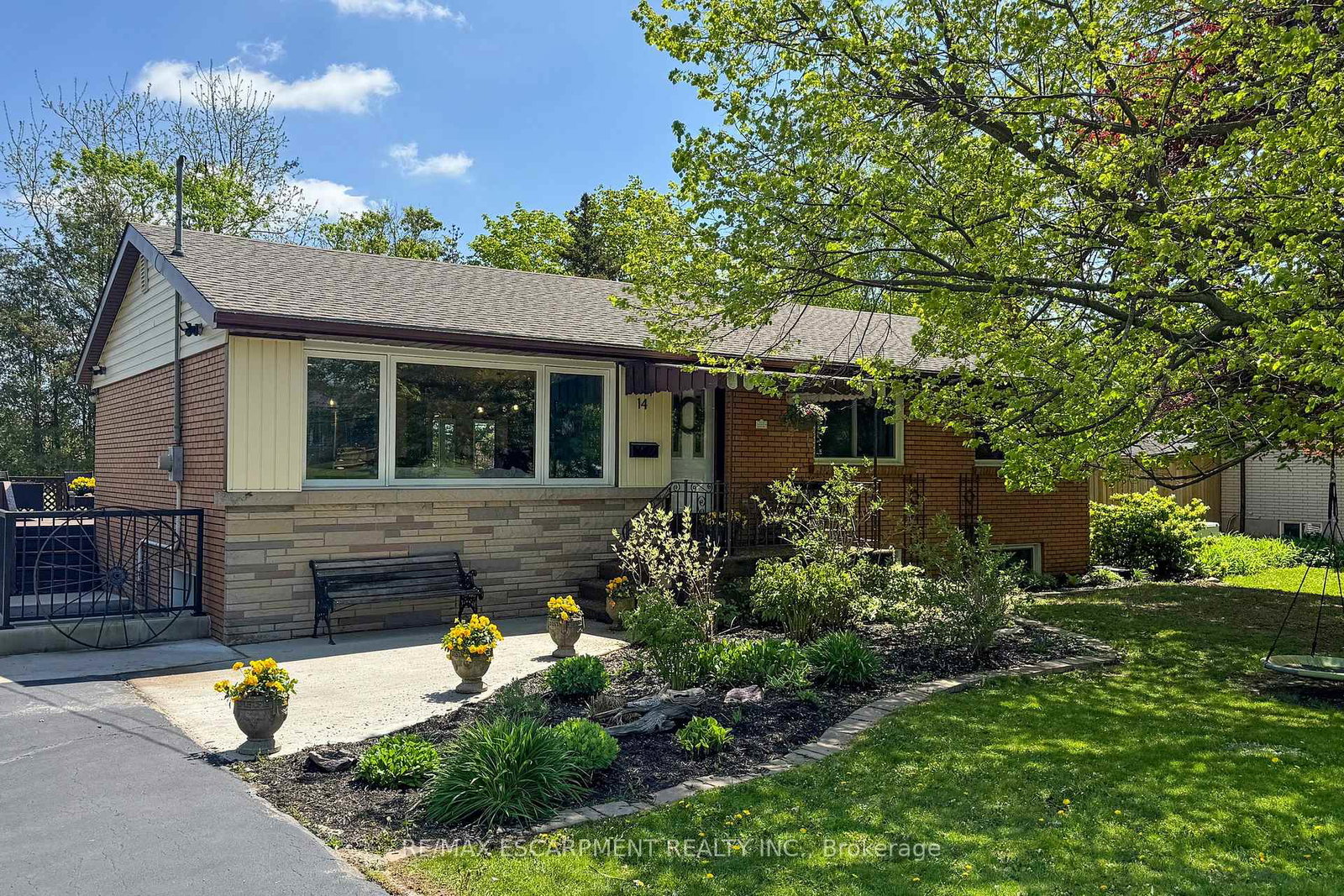14-algonquin-avenue-hamilton-ontario-x12196624