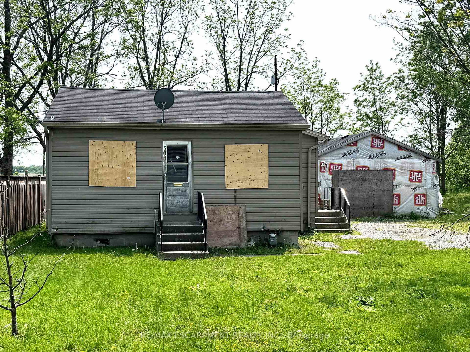 508-main-street-e-haldimand-ontario-x12196697
