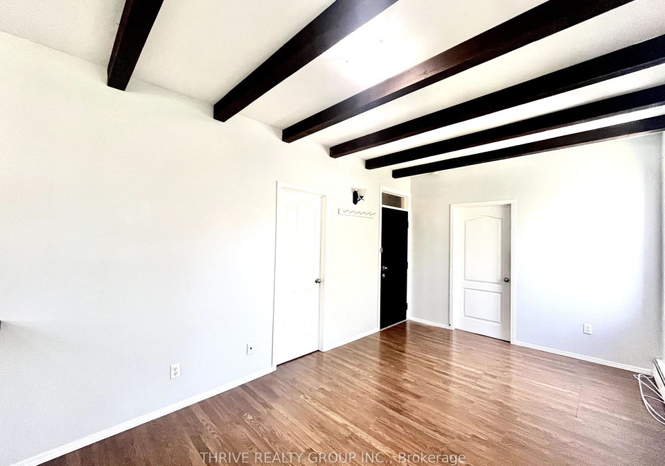 1-waverley-place-london-east-ontario-x12196862