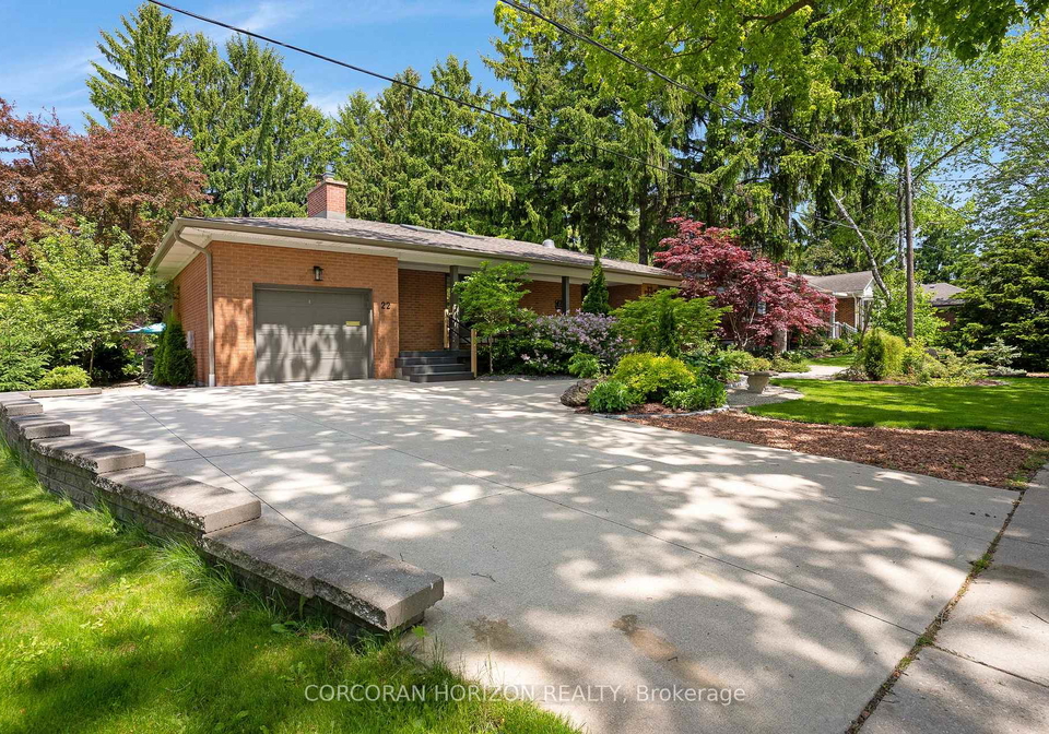 22-kitchener-avenue-guelph-ontario-x12196882