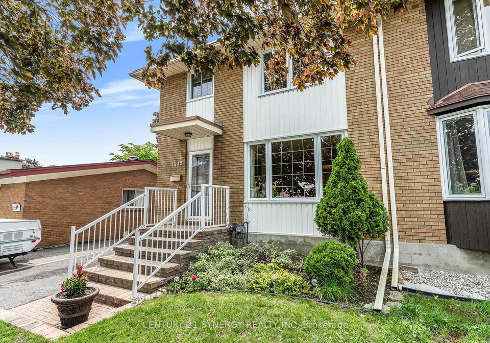 1242-clyde-avenue-ottawa-ontario-x12196890